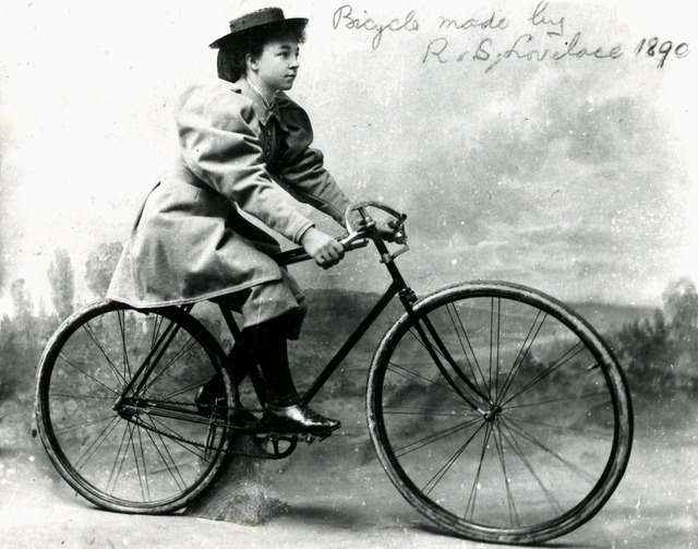 bicyclette pour dame en 1889 staley brothers